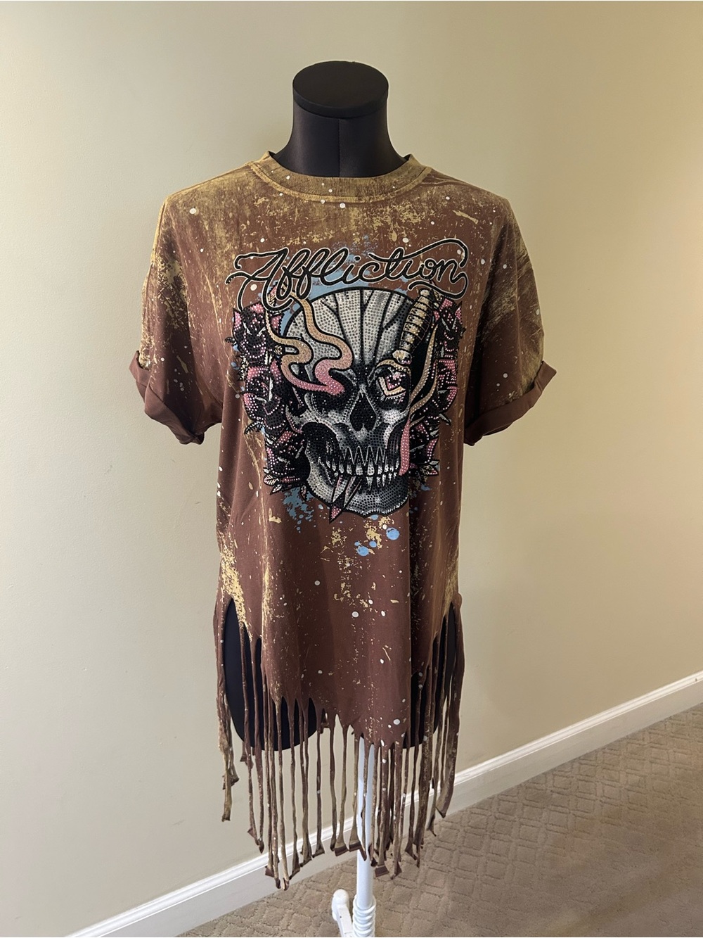 Black Label Affliction Brown Fringe Skull Graphic Tee with Rhinestone size S